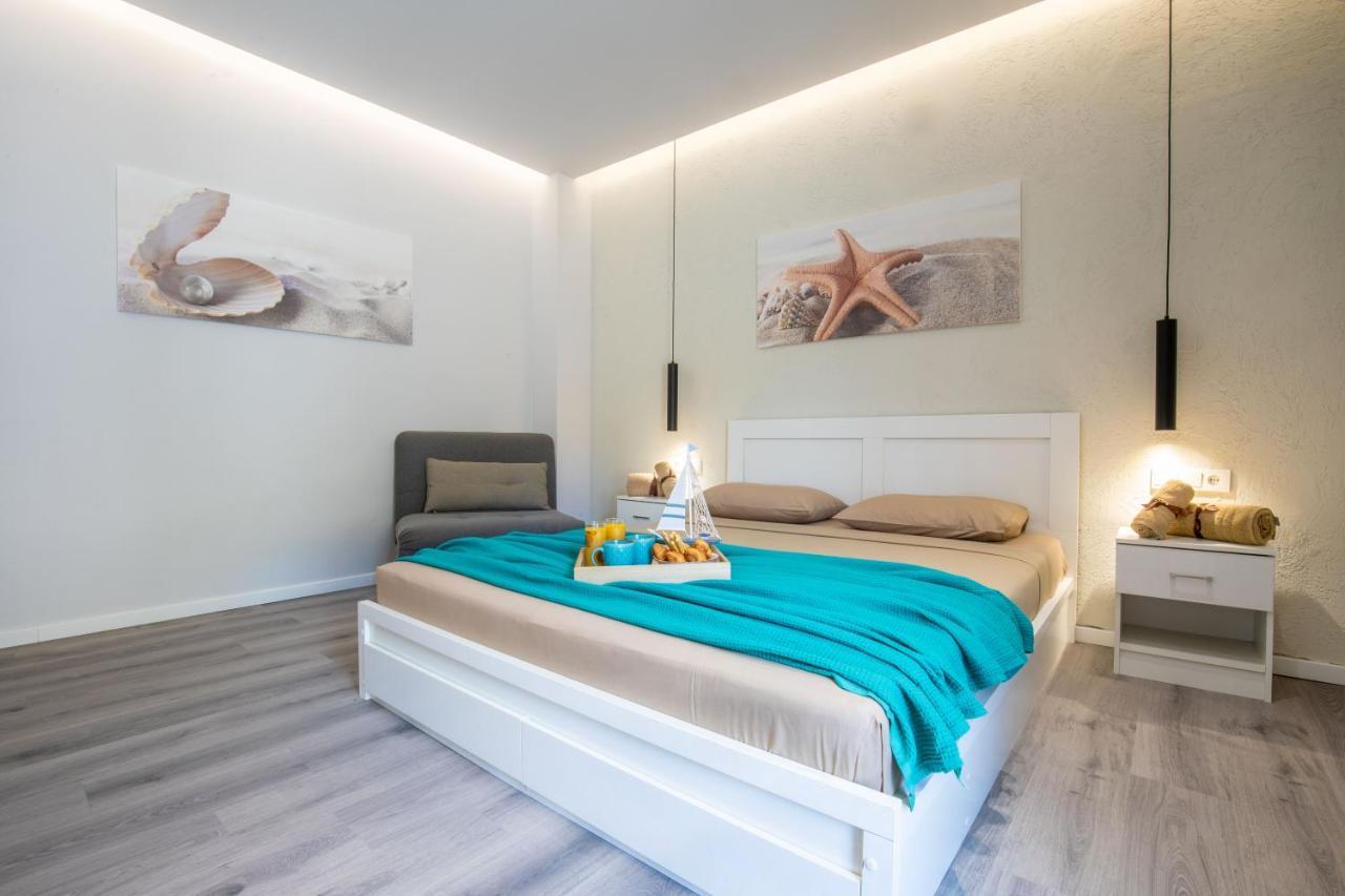 Akalli Luxury Studios Ixia  Zimmer foto